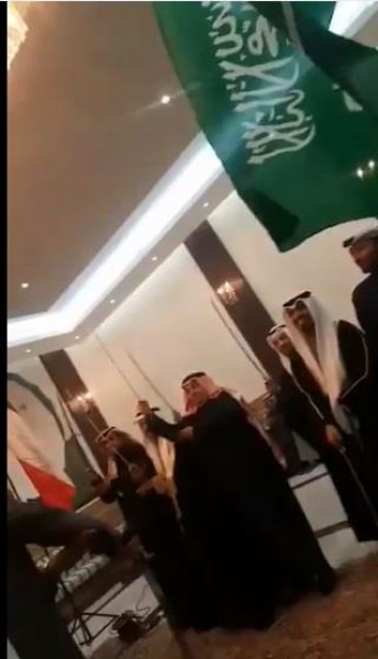 بالفيديو .. داوود الشريان يرقص في زفاف ابنته .. وجنسية العريس مُفاجئة