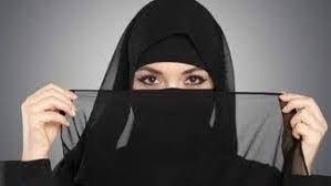 اختلفت مع خاطبي بسبب النقاب، فما نصيحتكم؟
