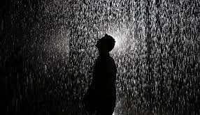 تفسير رؤية الدعاء تحت المطر