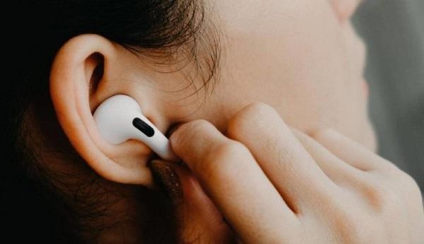 براءة اختراع جديدة لآبل تتعرف على الشخص من شكل قناة الأذن