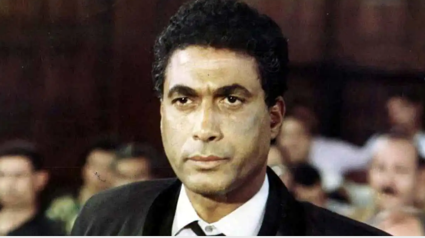 جدل تصدر المشهد ..  القصة الكاملة لـ"مقبرة أحمد زكي"