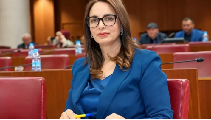 بعد يومين من تعيينها ..  إعفاء وزيرة مغربية من منصبها