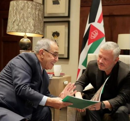 الدكتور ياسين الحسبان ..  وطني بدم حامي 