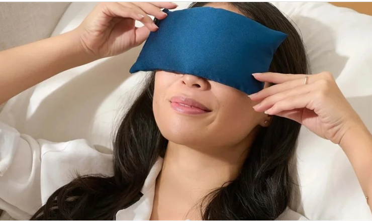 كيف تتسبب وسادتك في رفع ضغط العين وفقدان البصر؟