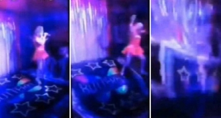 بالفيديو ..  انهيار ارضية نادي ليلي للشواذ اثناء رقص السكارى عليه