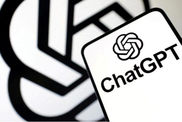 تحذير عاجل لمستخدمي "ChatGPT"  ..  محادثاتك محفوظة حتى لو حذفتها