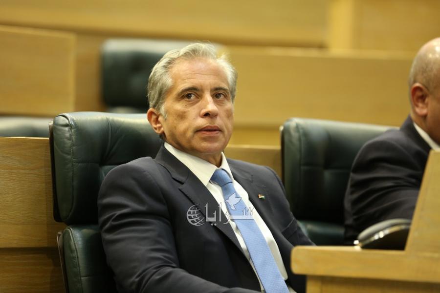   حكومة جعفر حسان تحقّق أعلى ثقة شعبية منذ 2011 و 65% من الأردنيين لا يؤيدون إجراء تعديل وزراي