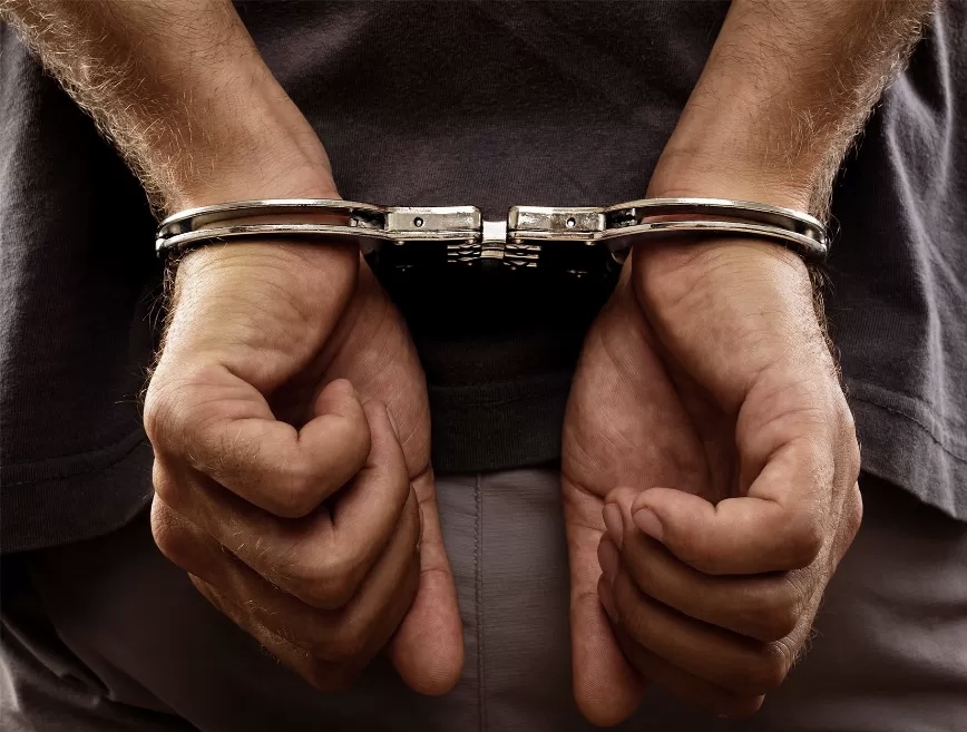 بحقه ضبوطات حرجية بقيمة 50 الف دينار ..  ضبط "الأخطر" في عجلون بكمين محكم
