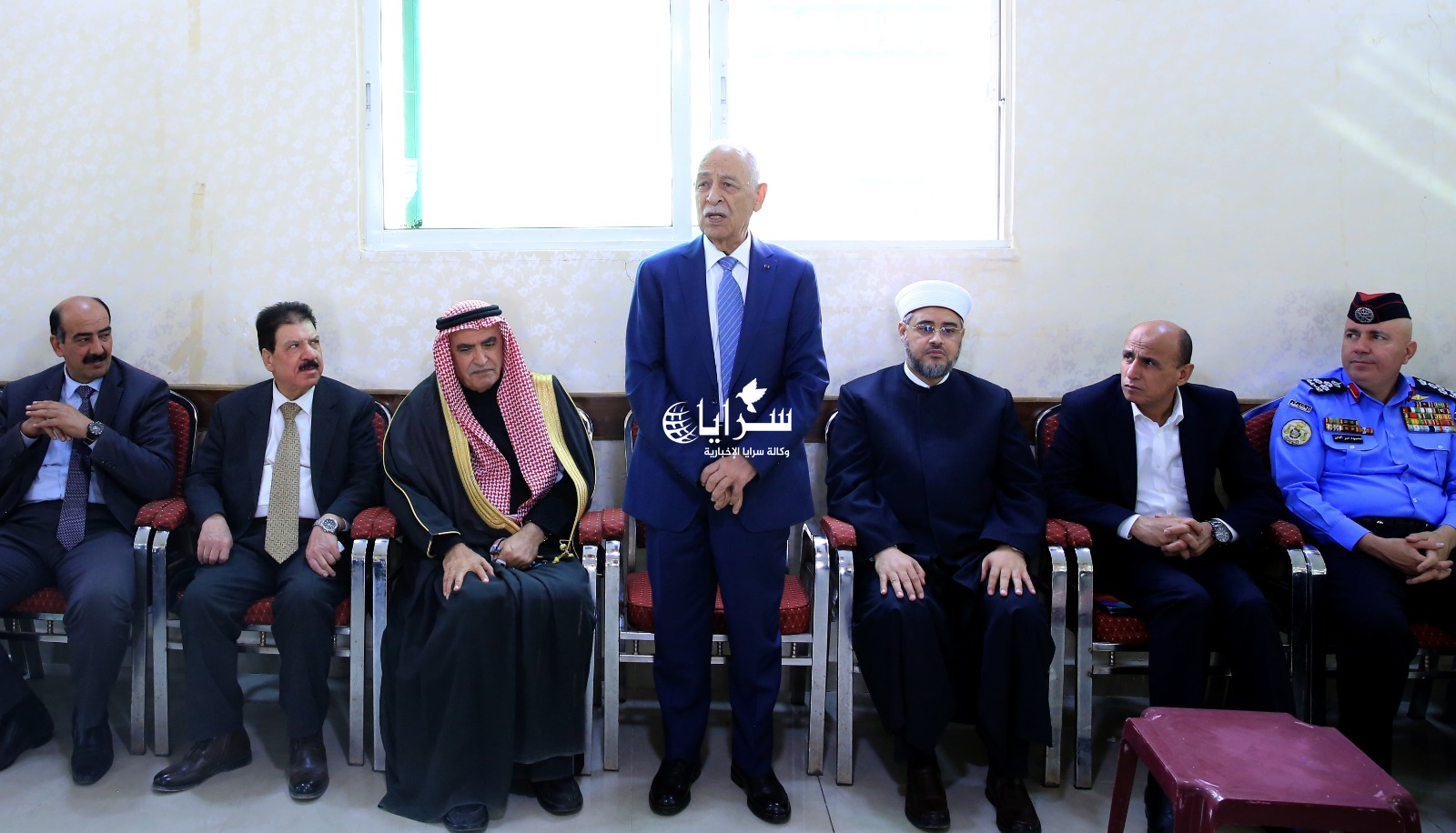 مندوبا عن الملك وولي العهد ..  العيسوي يعزي عشيرتي البطوش والعدوان