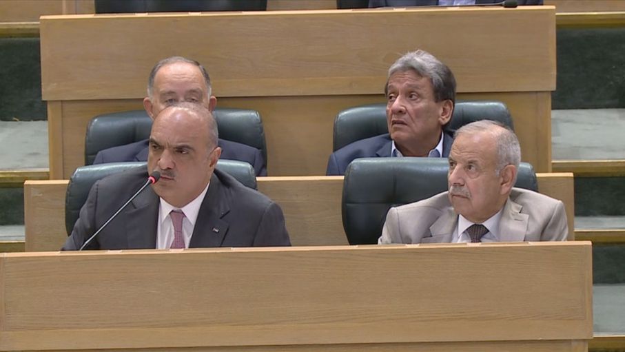 الخصاونة: قانون الجرائم الإلكترونية لا ينتقص من الحريات ولا يمس بالدستور