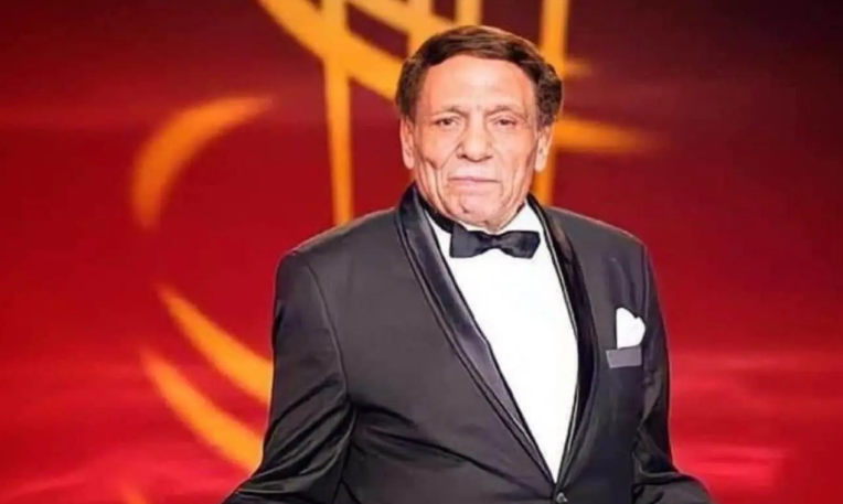 لماذا يبدو عادل إمام "هدفا رئيسا" لشائعات الوفاة؟‎