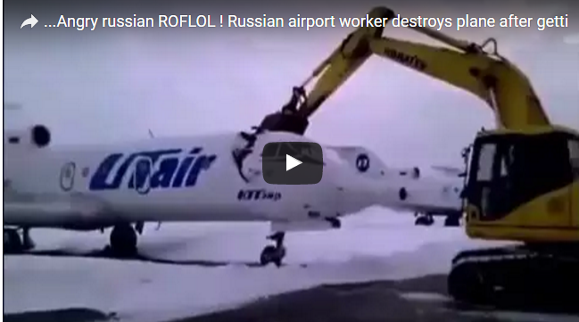 روسي يحطم طائرة بعد طرده من العمل