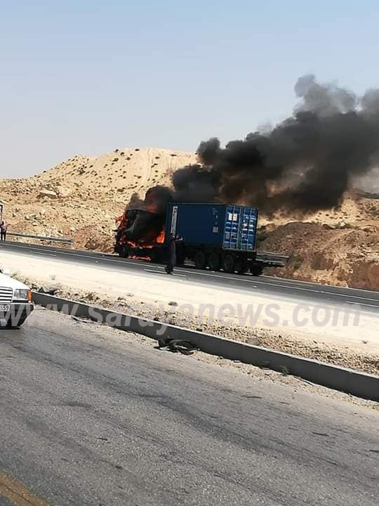 إخماد حريق شاحنة في مادبا  .. "تفاصيل"