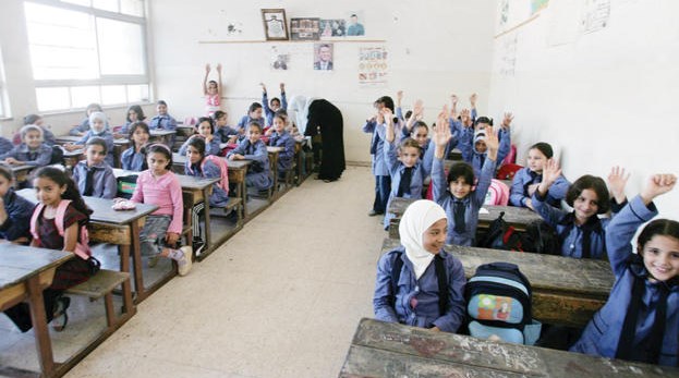 50 الف طالب وطالبة انتقلوا من المدارس الخاصة الى الحكومية