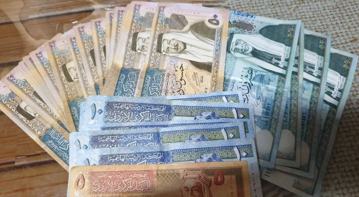 "التعليم العالي": بدء المرحلة الأولى من صرف مستحقات ومخصصات طلبة المنح والقروض للعام الجامعي 2022-2023