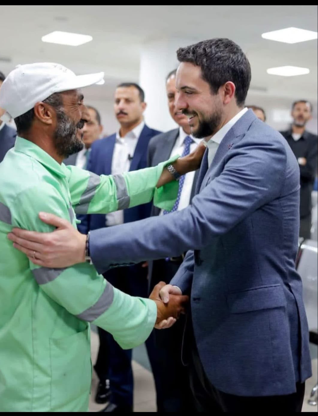 حين يكون الإنسان أول العناوين فأنت في رحاب الهاشميين