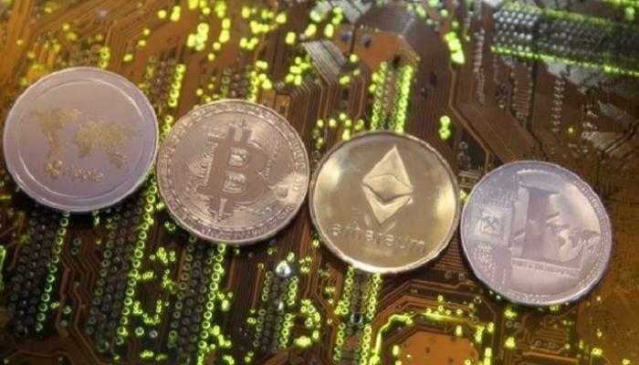 بيتكوين تتجاوز 58 ألف دولار
