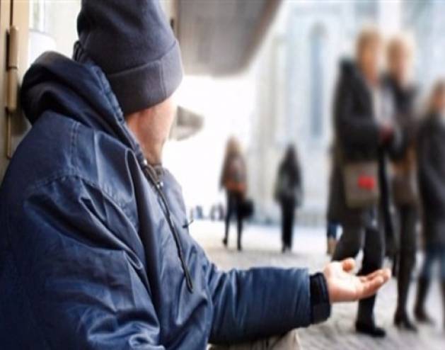'متسول العيد' جمع 25 ألف دولار خلال شهر ..  تفاصيل 