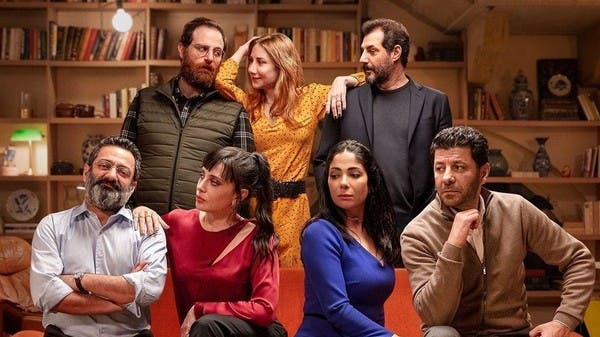 "أهنئ المنحلة منى زكي" ..  أغرب دفاع عن "أصحاب ولا أعز"