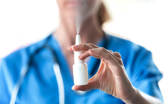 بخاخ أنفي بجرعتين ينقذك من "الضباب الدماغي"