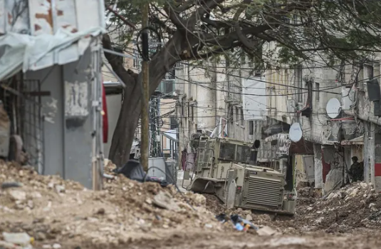 الاحتلال يواصل عمليات الهدم والاقتحام في الضفة والقدس