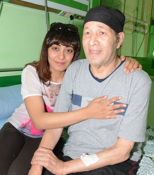 بالفيديو  ..  الظهور الأول لسعيد صالح بعد تماثله الشفاء 