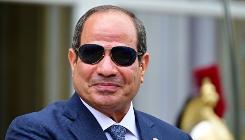 السيسي يحيي الجيش المصري ويشيد بدور ترامب ويتحدث عن "نموذج السلام" مع "إسرائيل"