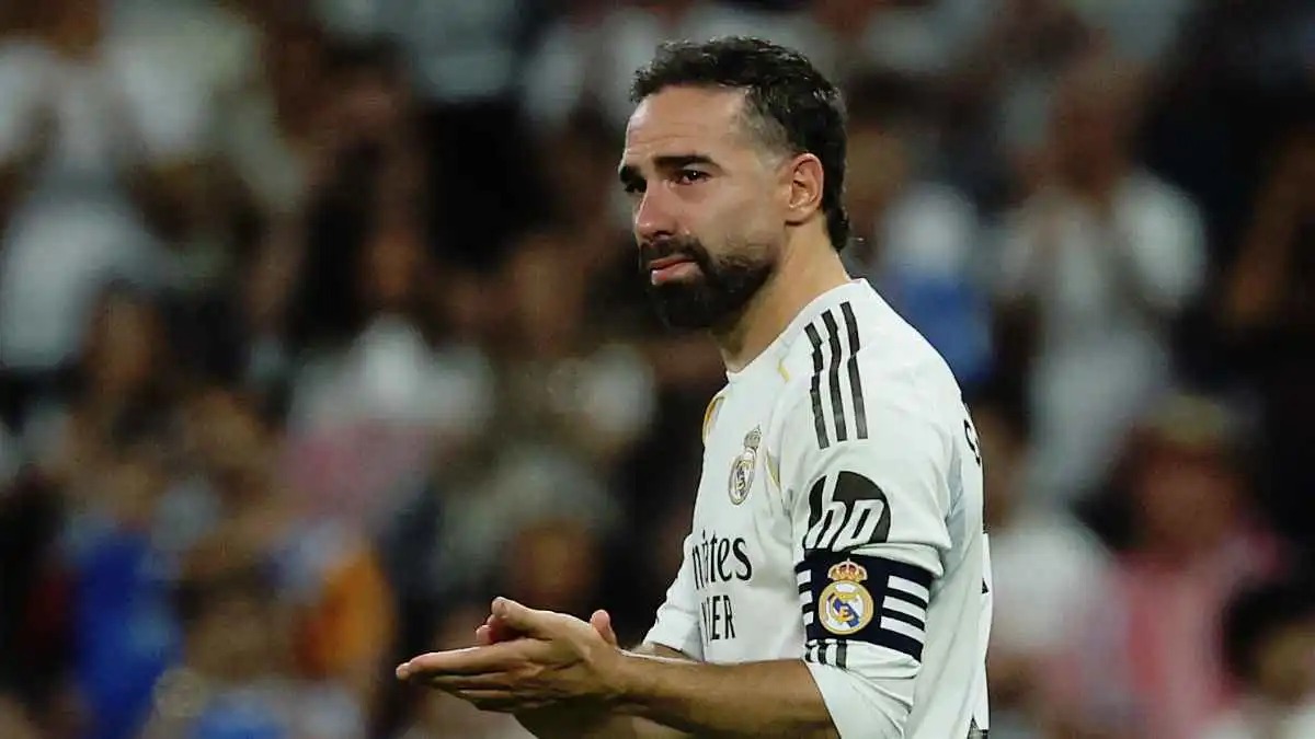 رسميًا ..  خيتافي يتعاقد مع كارفخال مدافع ريال مدريد السابق  