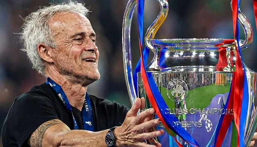 باريس يغيّر قواعد كرة القدم بعقد "مدى الحياة" على طاولة إنريكي