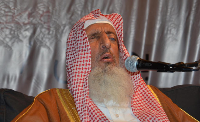 مفتي السعودية يجيز قتال "داعش" إذا قاتلت المسلمين