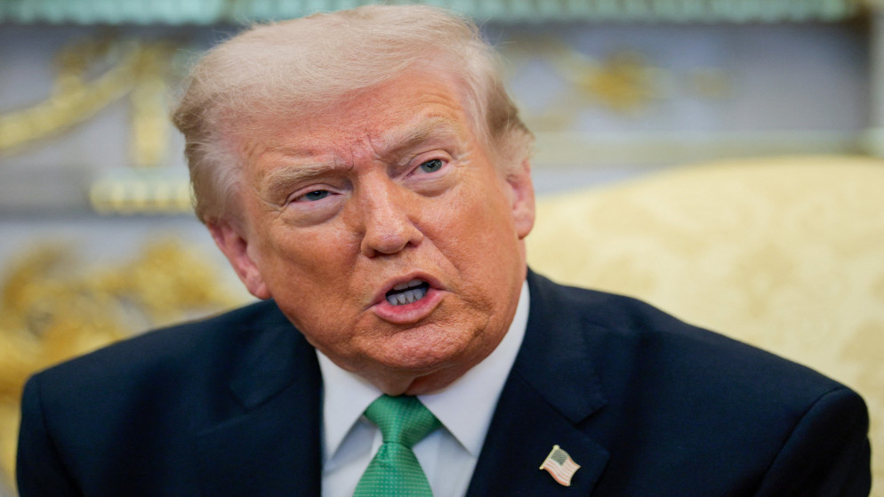 ترامب يعلّق العمل بقانون للشحن البحري في ظل الحرب في الشرق الأوسط