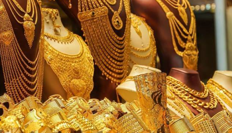 انخفاض أسعار الذهب في الأسواق المحلية 80 قرشًا ..  وعيار 21 83.1 دينارًا