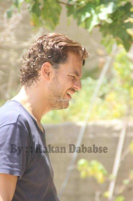 الفنان المصري خالد ابو النجا يصور فيلمه الجديد في نابلس "وادي الباذان"