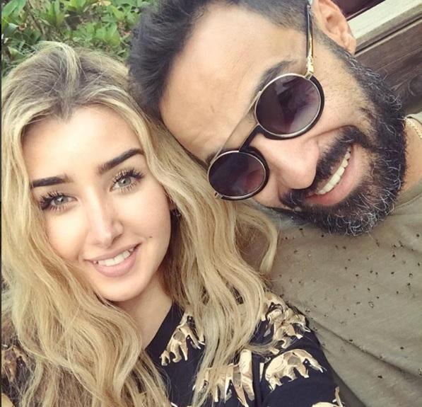 بعد زواج استمر 3 سنوات وقصة حب ..  الثنائي الشهير الى الطلاق