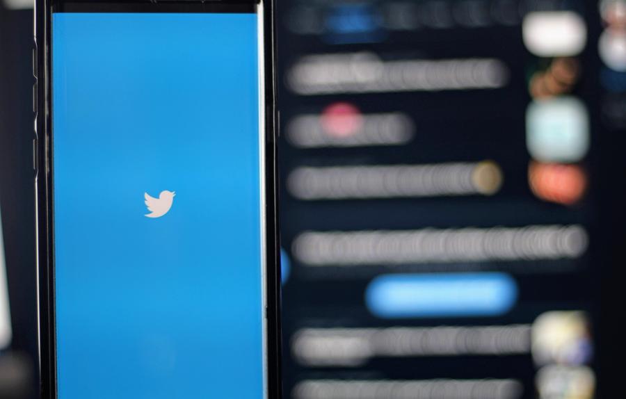 إيلون ماسك يغلق مكاتب تويتر عقب استقالة أكثر من نصف الموظفين