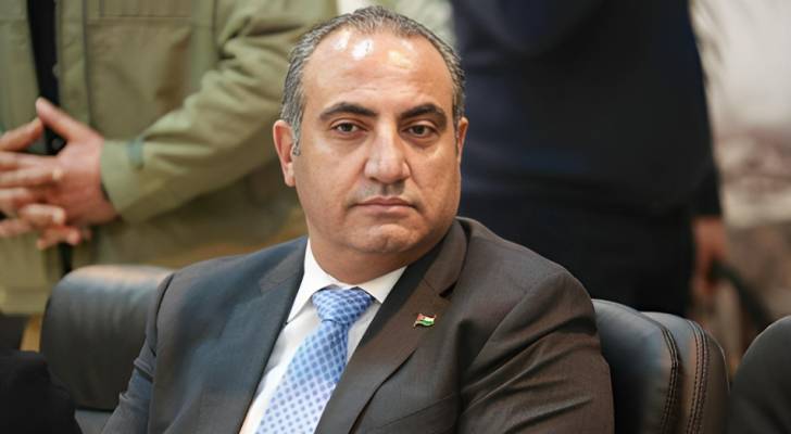 أمين عمّان يدافع عن مشروع قانون الأبنية