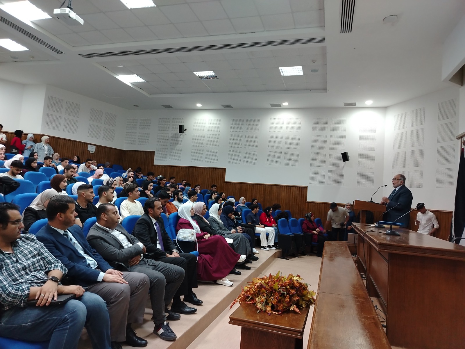 كلية العلوم الطبية المساندة في جامعة فيلادلفيا تحتفي بالطلبة المستجدين وتكرّم المتفوقين