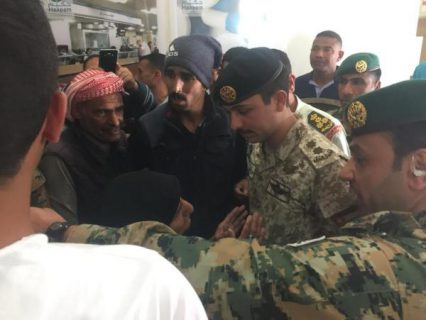 تفاصيل زيارات الامير حسين بـ"شاربه القصير" وتشبيهه بجدة الراحل الحسين بن طلال 