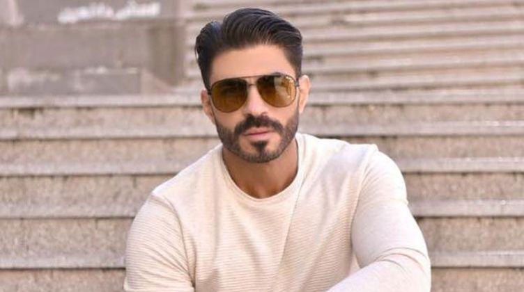 بكلمات مؤثرة ..  خالد سليم ينعي وائل المصري