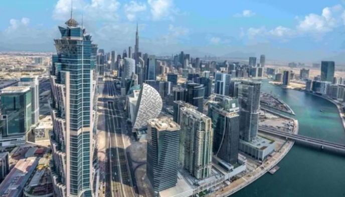 النقل التجاري بدبي يقفز 40% في 2025 ويحقق 8.4 مليار درهم سنويا