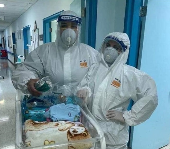 إجراء عملية ولادة قيصرية لمصابة بكورونا في مستشفى النديم