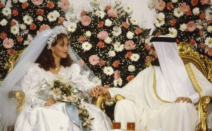 سعودي ترك خطيبته ..  ليتفاجأ بما فعله والده!