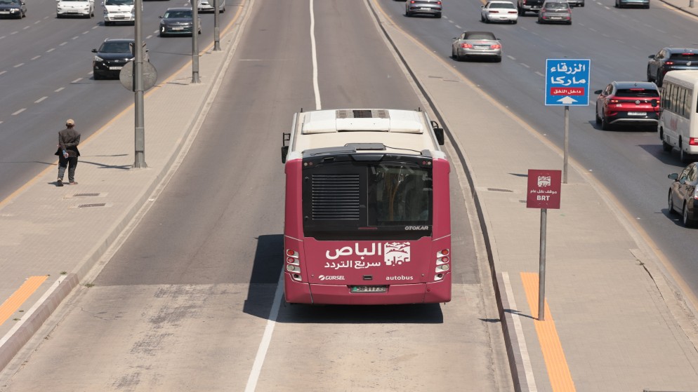 100 ألف مستخدم للباص سريع التردد بين عمّان والزرقاء   