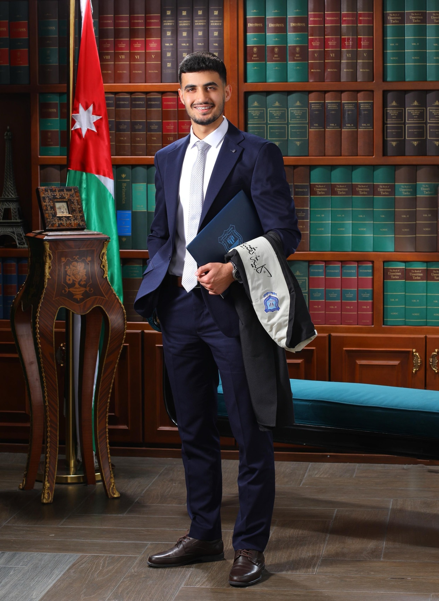 بهاء الدين ابو هديب ..  مبارك التخرج