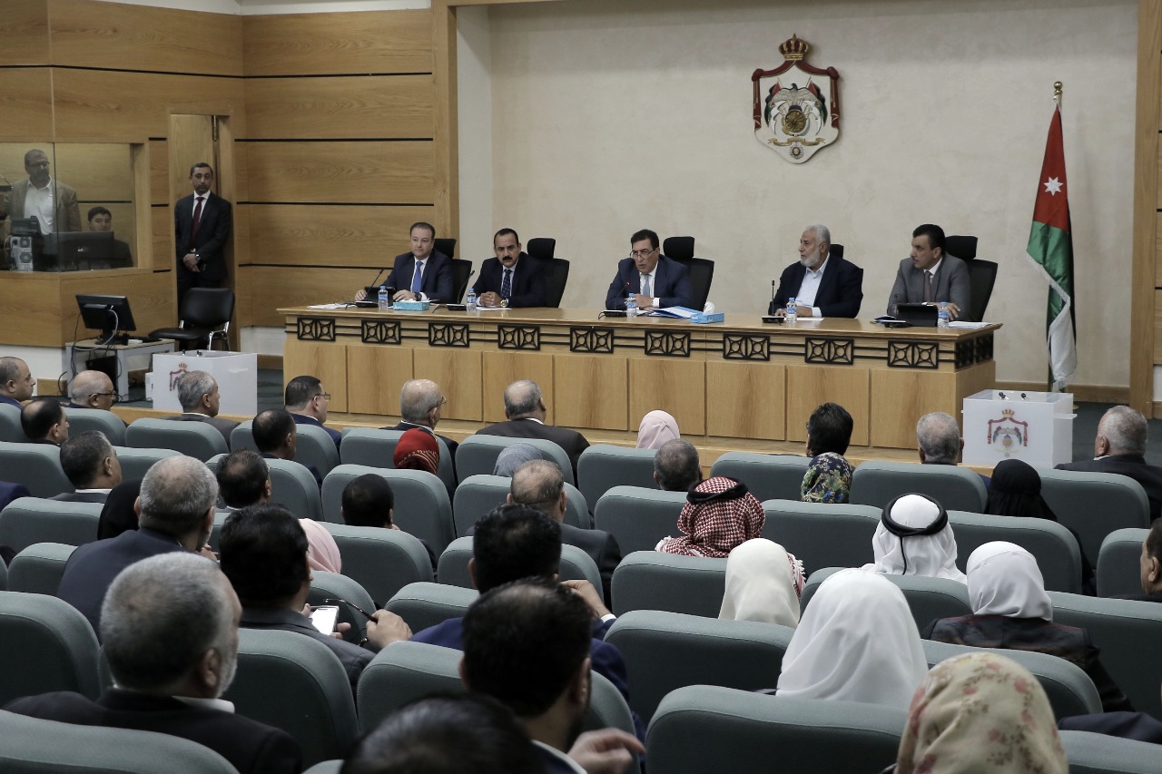 النواب يقر صيغة الرد على خطاب العرش 