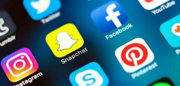 هذه الدولة تفرض ضريبة على استخدام مواقع التواصل!