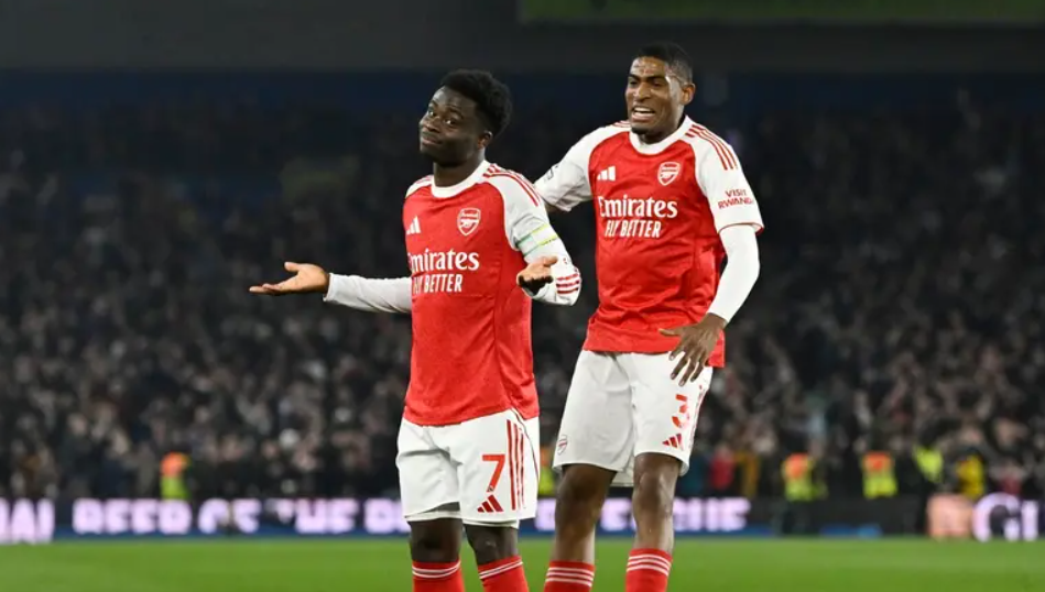 الدوري الإنجليزي ..  مانشستر سيتي يتعثر وأرسنال يبتعد بالصدارة