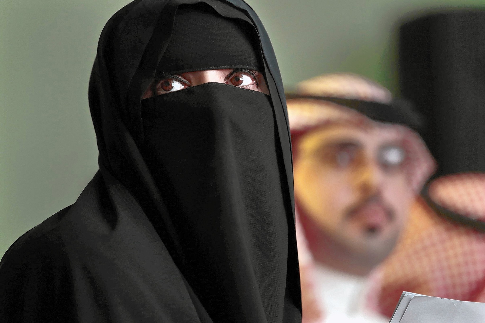  فتاة سعودية تشترط  على عريسها أن تحفظ القرآن الكريم كاملاً لإتمام عقد “النكاح”
