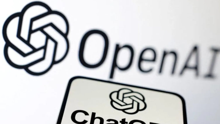 شات جي بي تي ينتزع صدارة تطبيقات آيفون في 2025