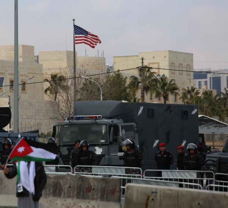 السفارة الأمريكية للأردنيين: اعيدوا المقيمين غير الشرعيين في الولايات المتحدة